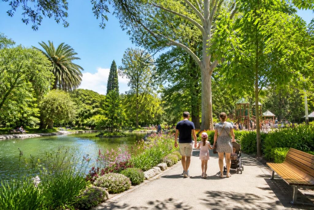 lisez les avis des visiteurs sur le parc olbius riquier pour préparer au mieux votre visite et profiter pleinement de ce magnifique espace naturel.